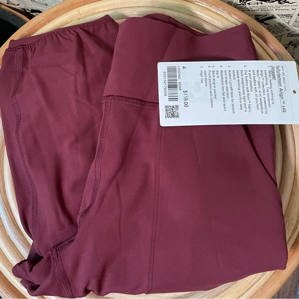 🆕 Lululemon align jogger color : red merlot size 4 NWT - Picture 3 of 5